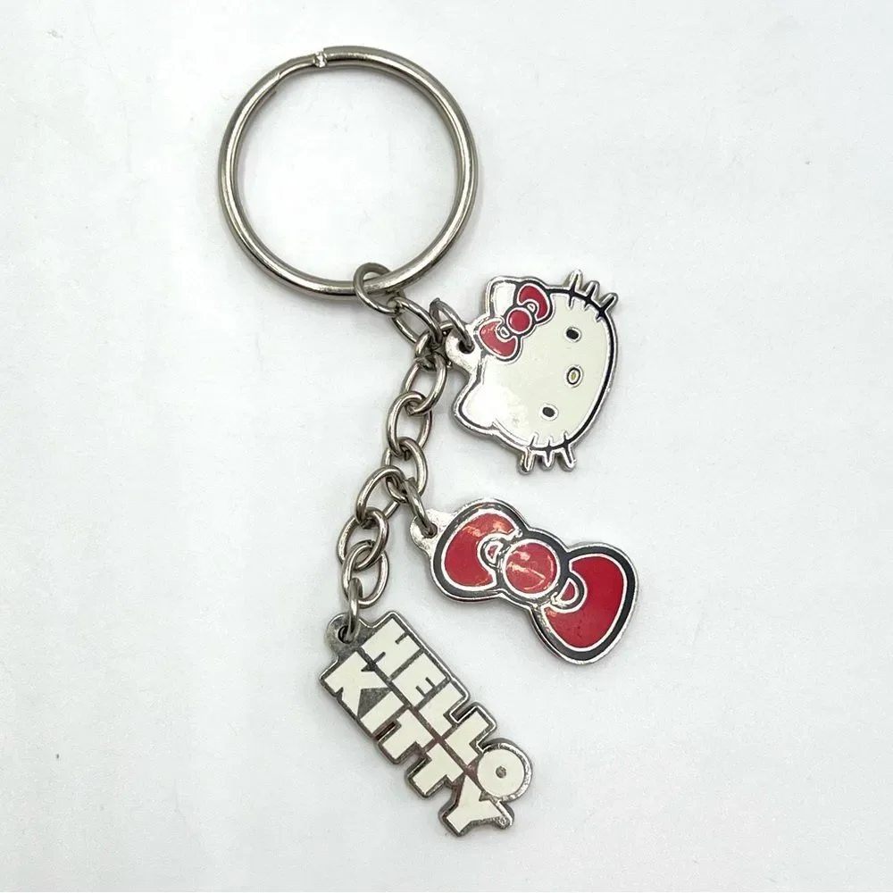 HELLO KITTY Sanrio 2011 Officially Licensed Key Chain